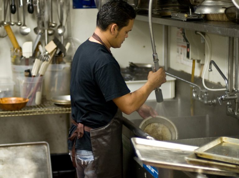 Staffing Dishwashers OnDemand for Last Minute, Emergency, or Sick Fills